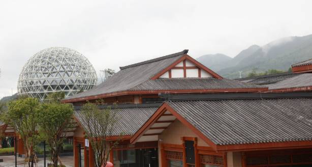 更多极限运动等你体验赶紧报名吧开元棋牌活动 跳伞+攀岩还有(图1)